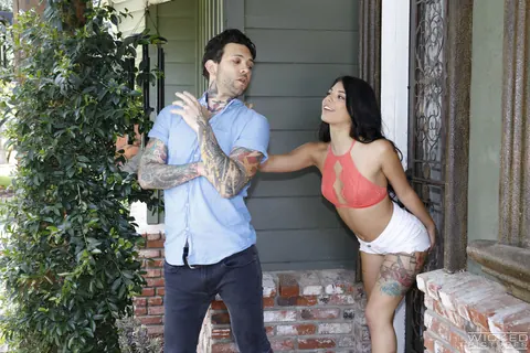 Gina Valentina: Petite Latina in Shorts Takes Anal Doggy Style – photo 7 of 20