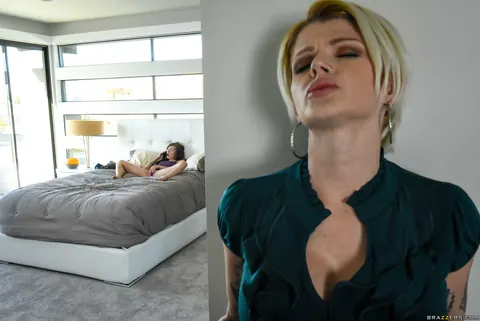Carolina Sweets & Joslyn James: Two Busty MILFs in Shorts Share a Blowjob – photo 3 of 21