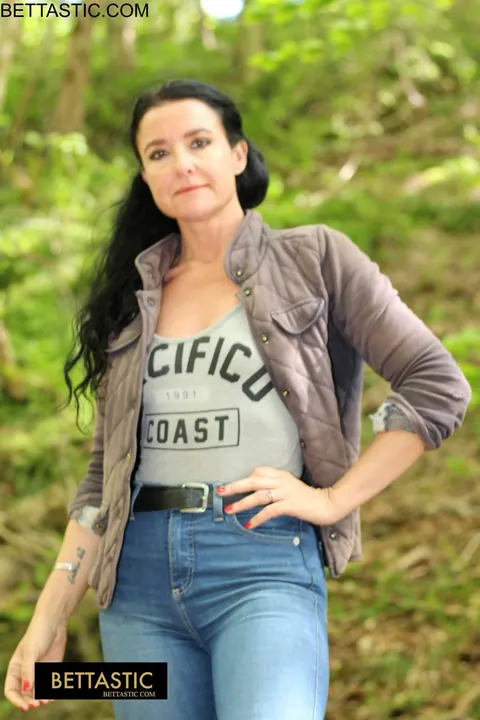 Brunette MILF Poses in Clothes and Shows Her Mature Curves – photo 6 of 15