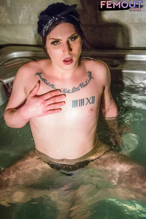BBW Trans Woman Strips Out of Her Bikini – photo 8 of 16