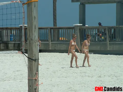 Blonde PAWG in a Bikini Poses on the Beach – photo 6 of 12