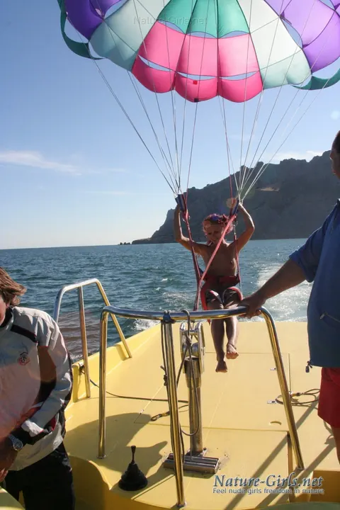 Thick Redhead Strips Out of Her Skirt on a Boat – photo 3 of 15