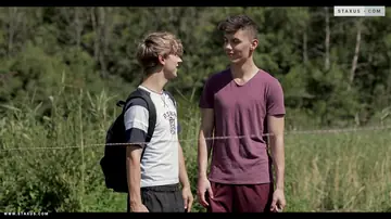 Two Men Suck and Fuck in Missionary