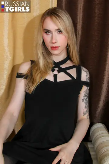 Russian Trans Woman Undresses and Poses Fully Nude