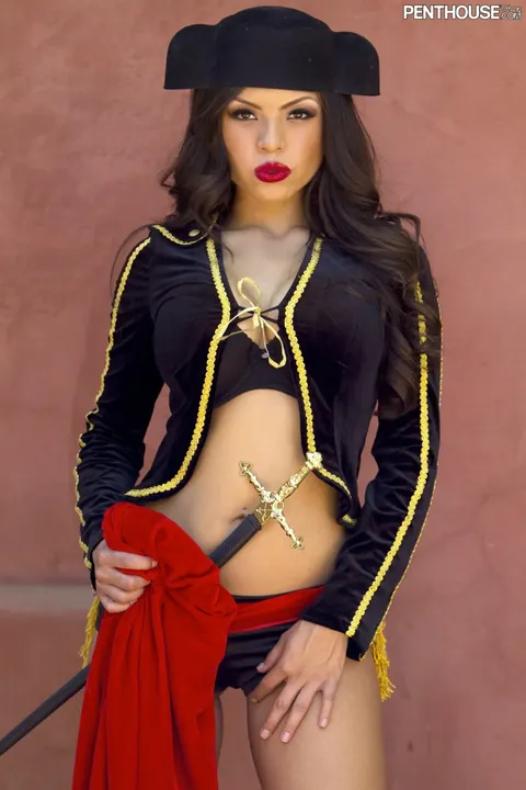 Yurizan Beltran: Latina Brunette Strips Out of Her Matador Costume – photo 5 of 21