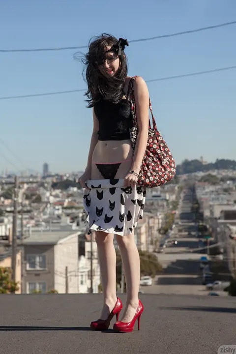 Paris Moffer: PAWG Spreads in a Skirt and High Heels – photo 2 of 11