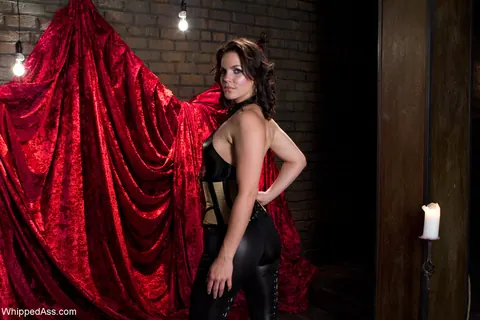 Bobbi Starr & Phoenix Marie: Tall Busty MILF Poses in Bondage Restraints – photo 14 of 20