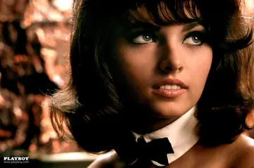 Vintage Model with Short Hair Reveals Her Big Tits