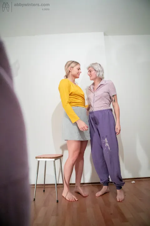 Mae Lynn: Two Australian Blondes Kiss and Strip Out of Their Dresses – photo 21 of 21