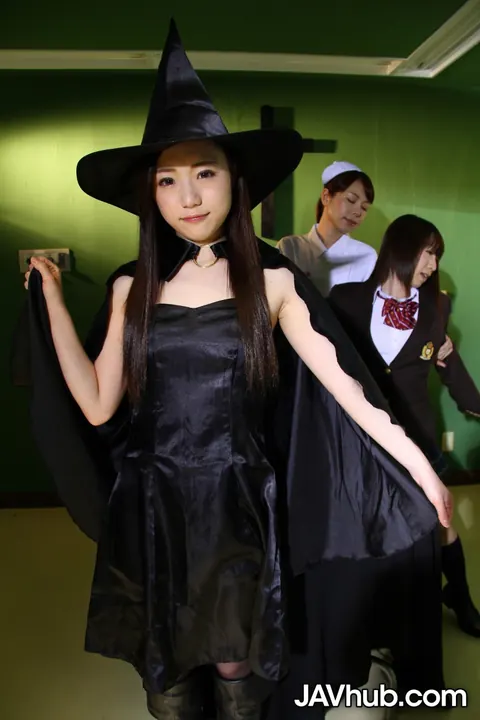 Mao Sena: Japanese Brunette Poses in Cosplay Skirt and Uniform – photo 15 of 20