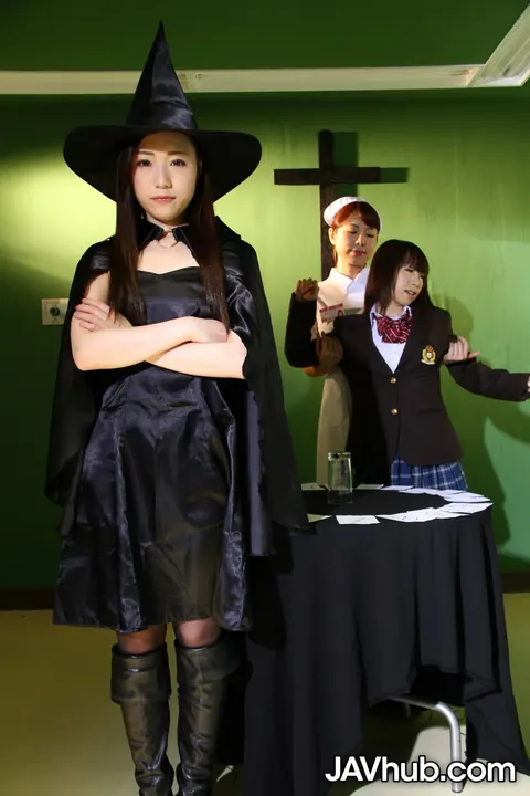 Mao Sena: Japanese Brunette Poses in Cosplay Skirt and Uniform – photo 10 of 20
