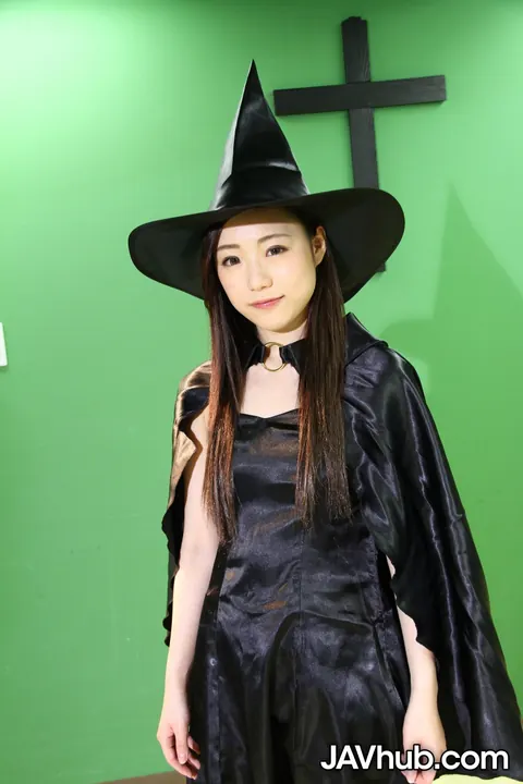 Mao Sena: Japanese Brunette Poses in Cosplay Skirt and Uniform – photo 4 of 20