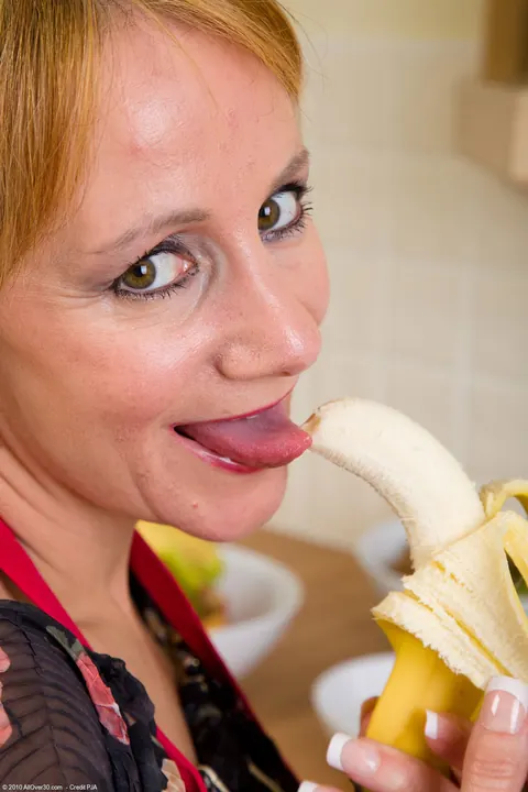 Petite Russian MILF Fingers Her Pussy in the Kitchen – photo 3 of 20