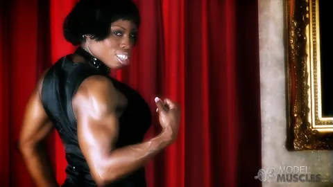 Victoria Dominguez: Petite Ebony Bodybuilder Flexes and Strips Nude – photo 1 of 20