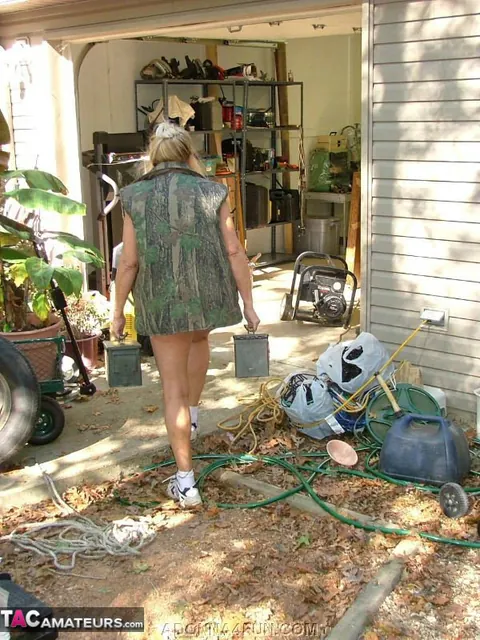 Mature BBW Pulls Shorts Aside to Spread – photo 1 of 19