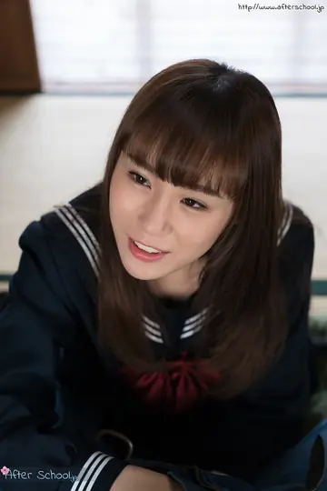 Yuzu Kitagawa – Japanese Brunette Removes Her Stockings for a Footjob and a Cumshot