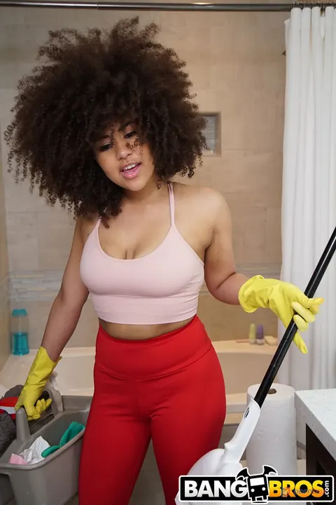 Curvy Latina Maid with Big Tits Gets Fucked in the Office – photo 2 of 21