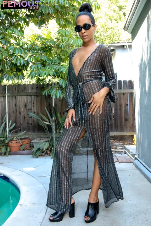 Trans Woman Undresses, Runs Hands Over Body, and Poses Nude – photo 2 of 16