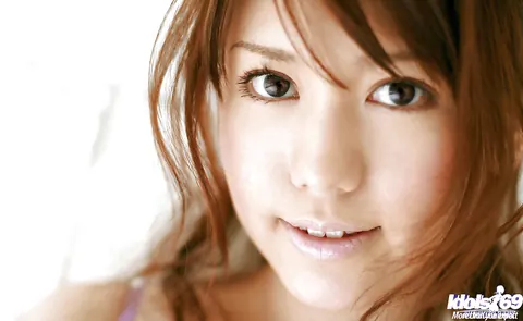 Nanami Wakase: Slim Asian Amateur Drops Her Skirt to Show Her Big Tits – photo 16 of 16