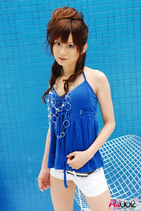 Anna Watanabe: Japanese Redhead Poses in Shorts and Heels Then Strips Nude – photo 6 of 15