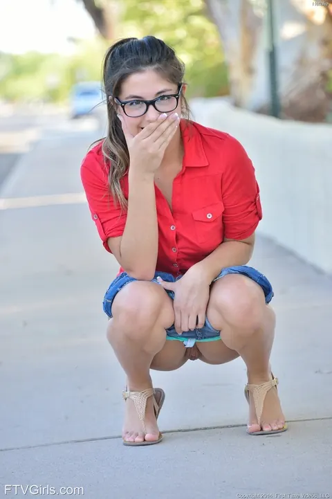 Natalie Monroe: PAWG in Glasses Spreads Outdoors Then Fingers Her Pussy – photo 7 of 15
