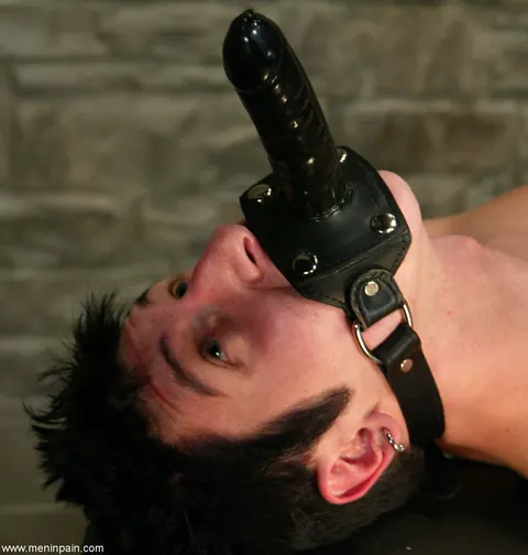 Penny Flame: Petite Tattooed MILF Dominates Her Bound Submissive – photo 21 of 21