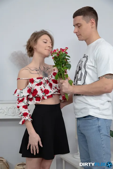 Stella Bliss: Skinny Blonde Russian Takes Anal Doggy Style – photo 2 of 20
