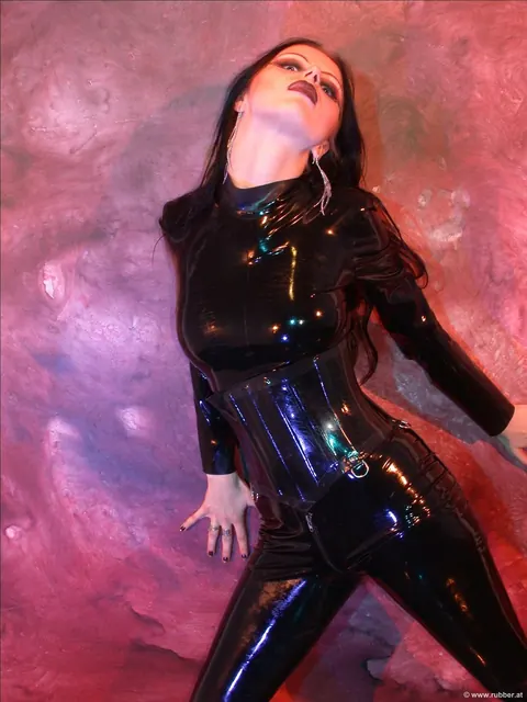 Two Thick Women in Pigtails Pose in Latex and High Heels – photo 2 of 16