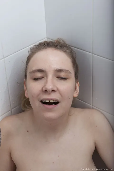 Isabel Stern: Slim Russian Blonde Masturbates in the Shower – photo 16 of 21