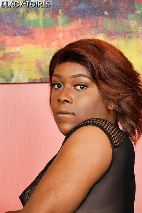 Ebony Trans Woman Pulls Panties Aside to Show Her Hairy Bush – photo 2 of 16