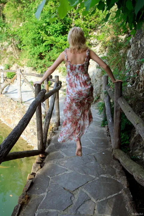 Feeona A: Blonde in a Skirt Flashes Her Pussy Outdoors – photo 5 of 20