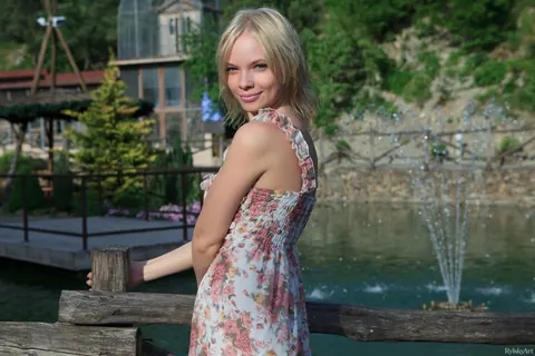 Feeona A: Blonde in a Skirt Flashes Her Pussy Outdoors – photo 2 of 20
