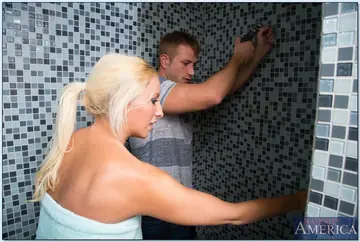 Brooke Fox – Blonde with Big Tits Sucks and Takes Anal Doggy Style in the Shower