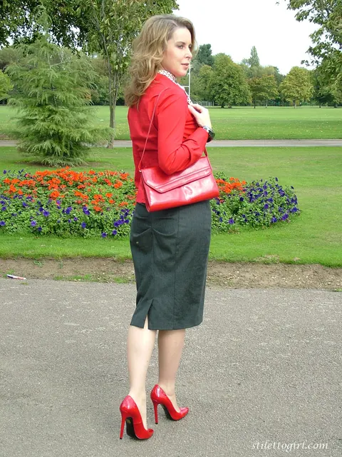 Thick Blonde MILF Crosses Her Hose-Covered Legs Outdoors – photo 6 of 16