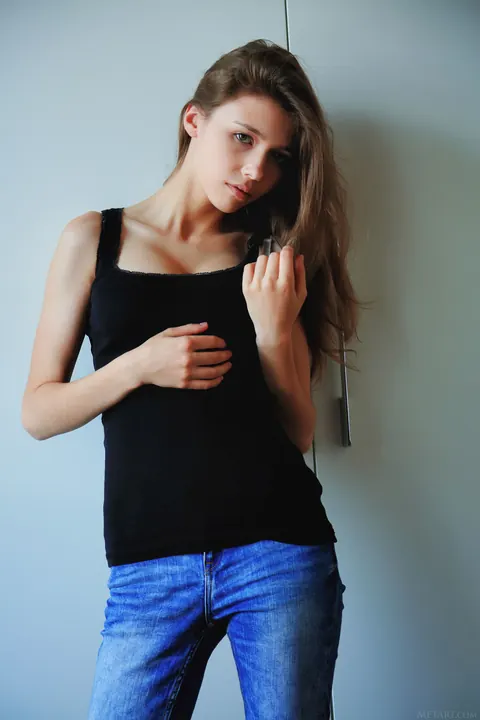 Mila Azul: Slim Brunette Flaunts Her Big Natural Tits Nude – photo 1 of 20