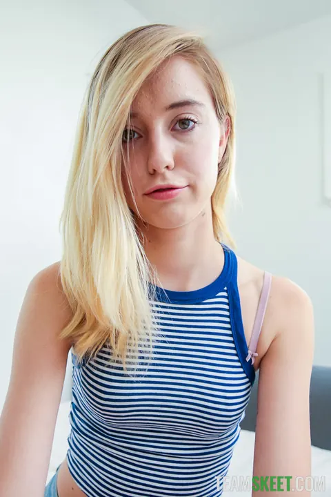 Haley Reed: Tall Slim Blonde Undresses and Gets Fucked in Multiple Positions – photo 3 of 20