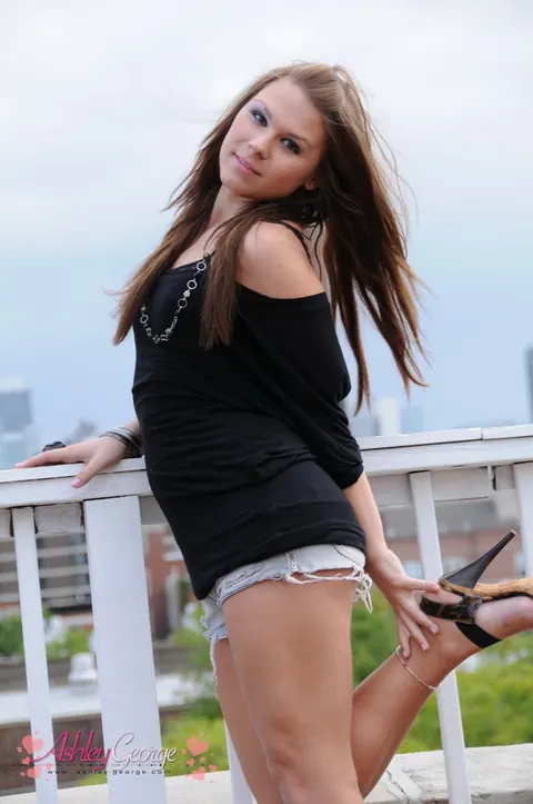 Trans Woman Pulls Down Her Panties and Poses Nude Outdoors – photo 2 of 12