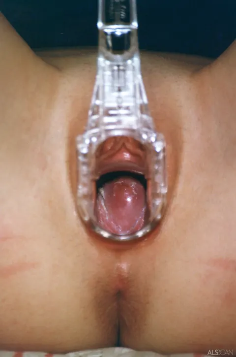 Jana Irrova: Thick Blonde MILF Spreads Her Shaved Pussy and Uses a Dildo – photo 15 of 21