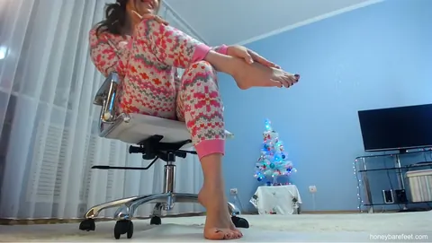 Honey Barefeet: Brunette in Pigtails Poses and Shows Her Feet – photo 4 of 16