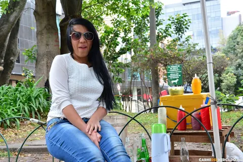 Otalia Barrios: Latina MILF Poses Nude and Spreads Outdoors – photo 2 of 17