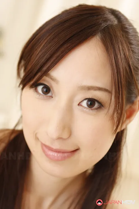 Thick Japanese Brunette Strips and Spreads Her Hairy Bush – photo 15 of 15