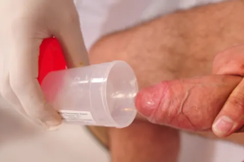 Man Strips and Sucks His Doctor's Stiff Cock – photo 13 of 21