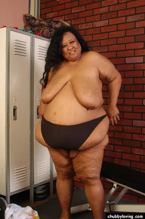 BBW Mature Woman Unleashes Her Massive Saggy Tits – photo 6 of 16