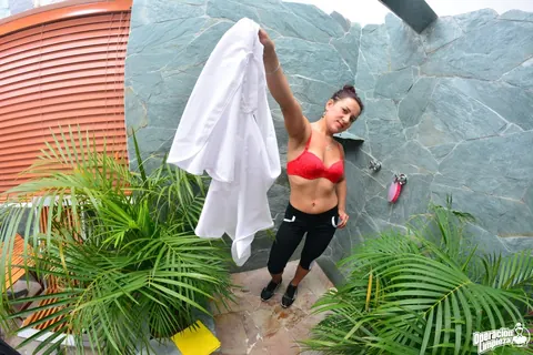 Rosa Galindo: Colombian Brunette Strips Off Her Lingerie and Spreads Her Legs Outdoors – photo 4 of 17