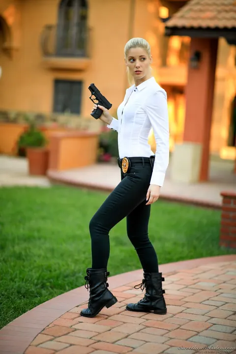 Charlotte Stokely: Blonde Strips Nude in Black Boots on an Outdoor Walkway – photo 3 of 15