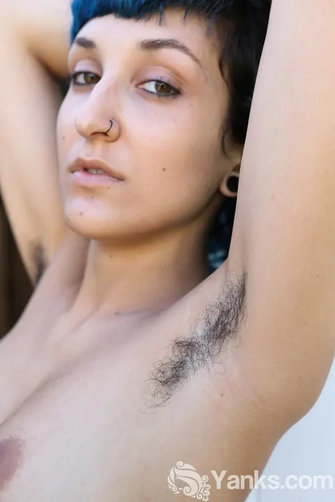 Jay Elle: Woman Strips Out of Her Panties and Uses a Dildo Outdoors – photo 16 of 17