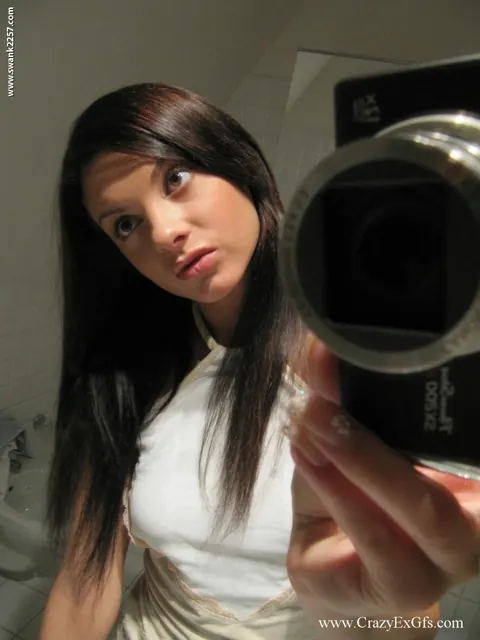 Monika Benz: Petite Czech Brunette Poses Nude for Her Own Photos – photo 2 of 21