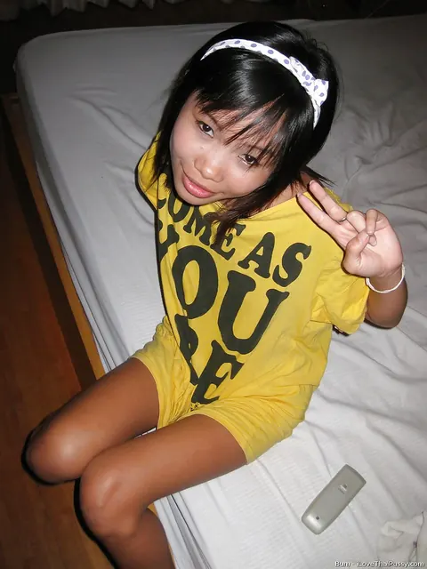 Thick Thai Babe Fucked and Spreads Her Big Ass – photo 1 of 16