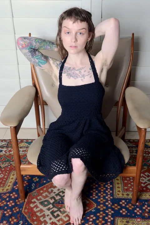 Finch Linden: Slim Brunette Shows Off Her Hairy Pussy and Tattoos – photo 1 of 21