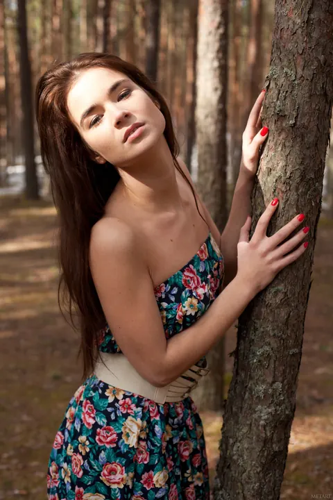 Hairy Woman Poses Nude in the Forest – photo 2 of 21